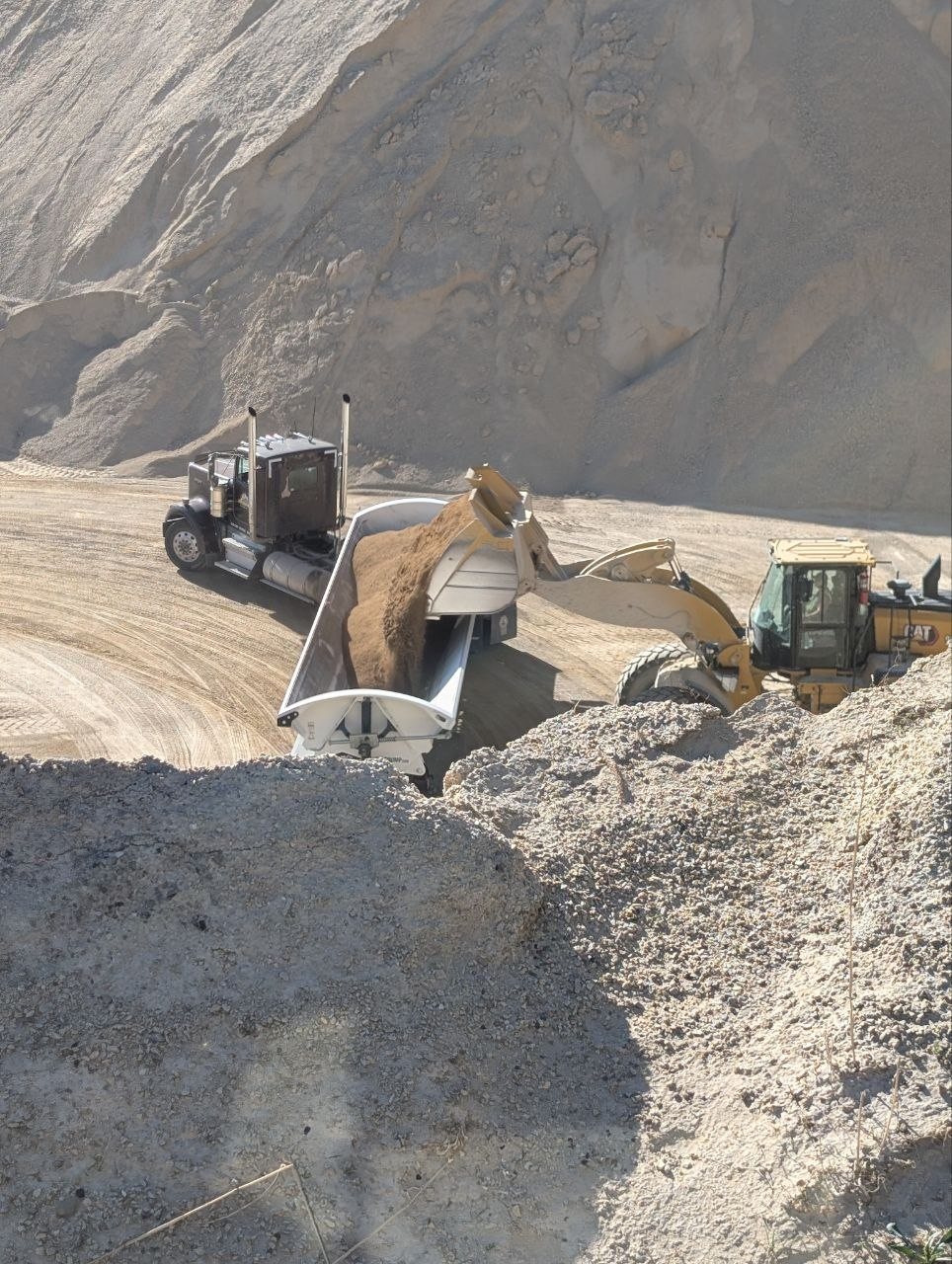 Crusher Fines / Hard Pack loading and delivery material for Utah hauling projects